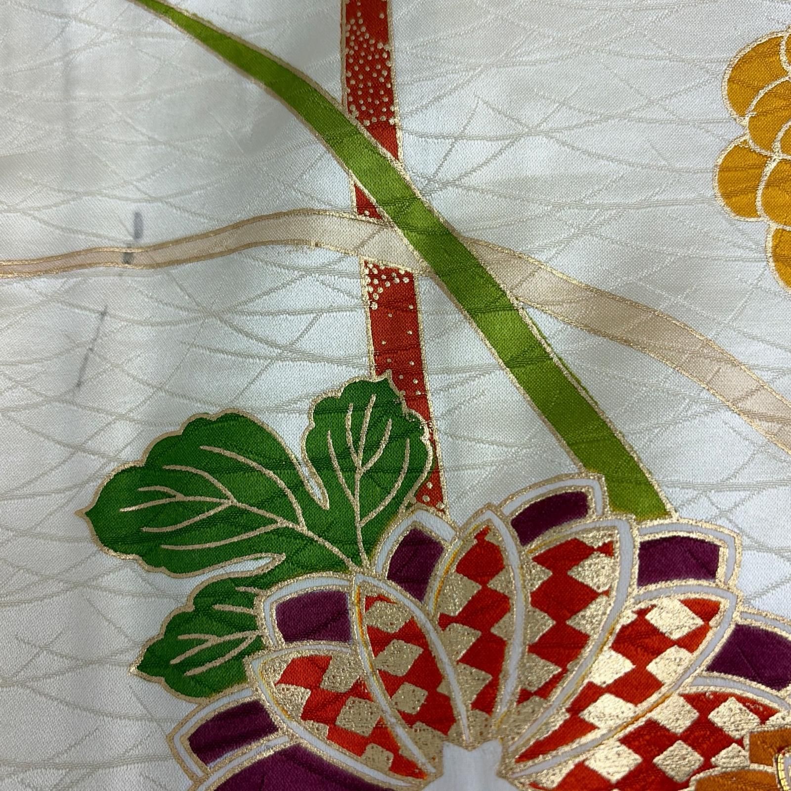 セールオファー ☆着物10☆ 1円 絹 付下げ 御召 金彩 刺繍 モダン 雪輪