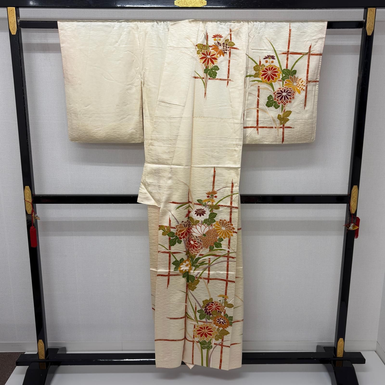 付下げ 金駒刺繍 金彩 上品な染め 紋無し 正絹 着物 MK-4099 - メルカリ