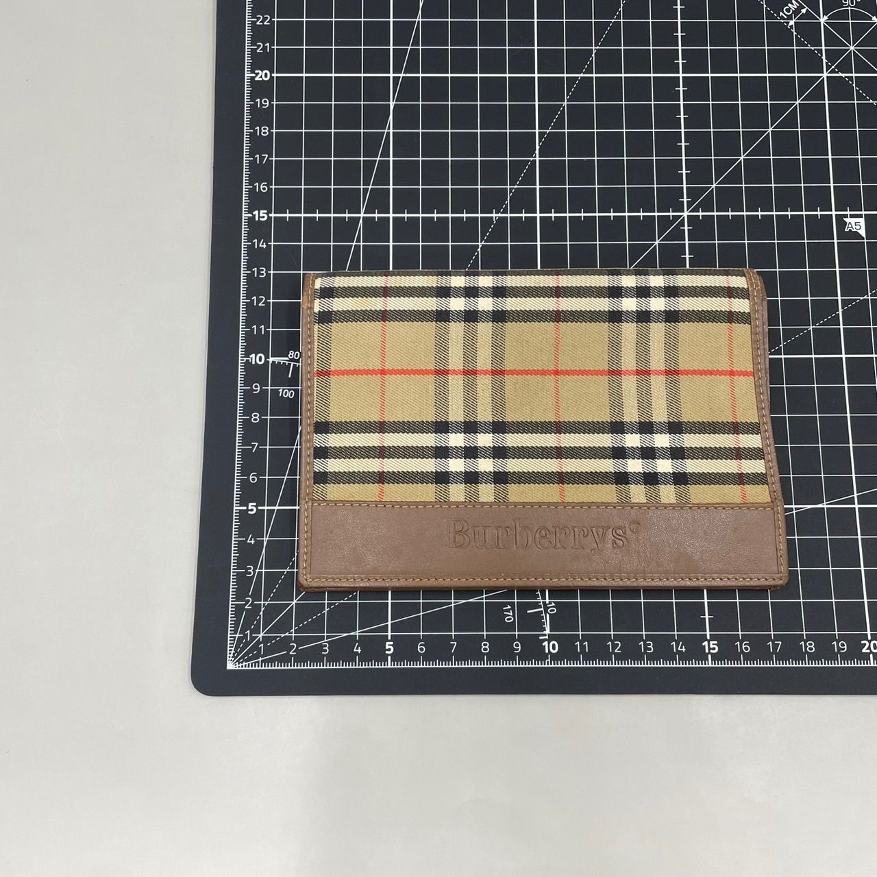 未使用品⭐︎バーバリー ベージュレザー 内側ノバチェック ショルダー 