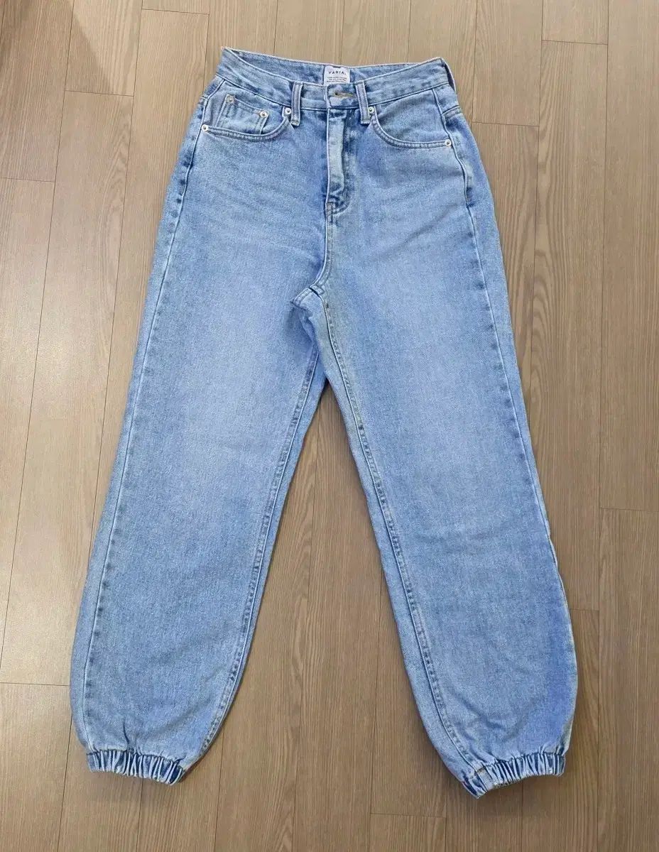 <ほぼ新品> レディース デニムパンツ