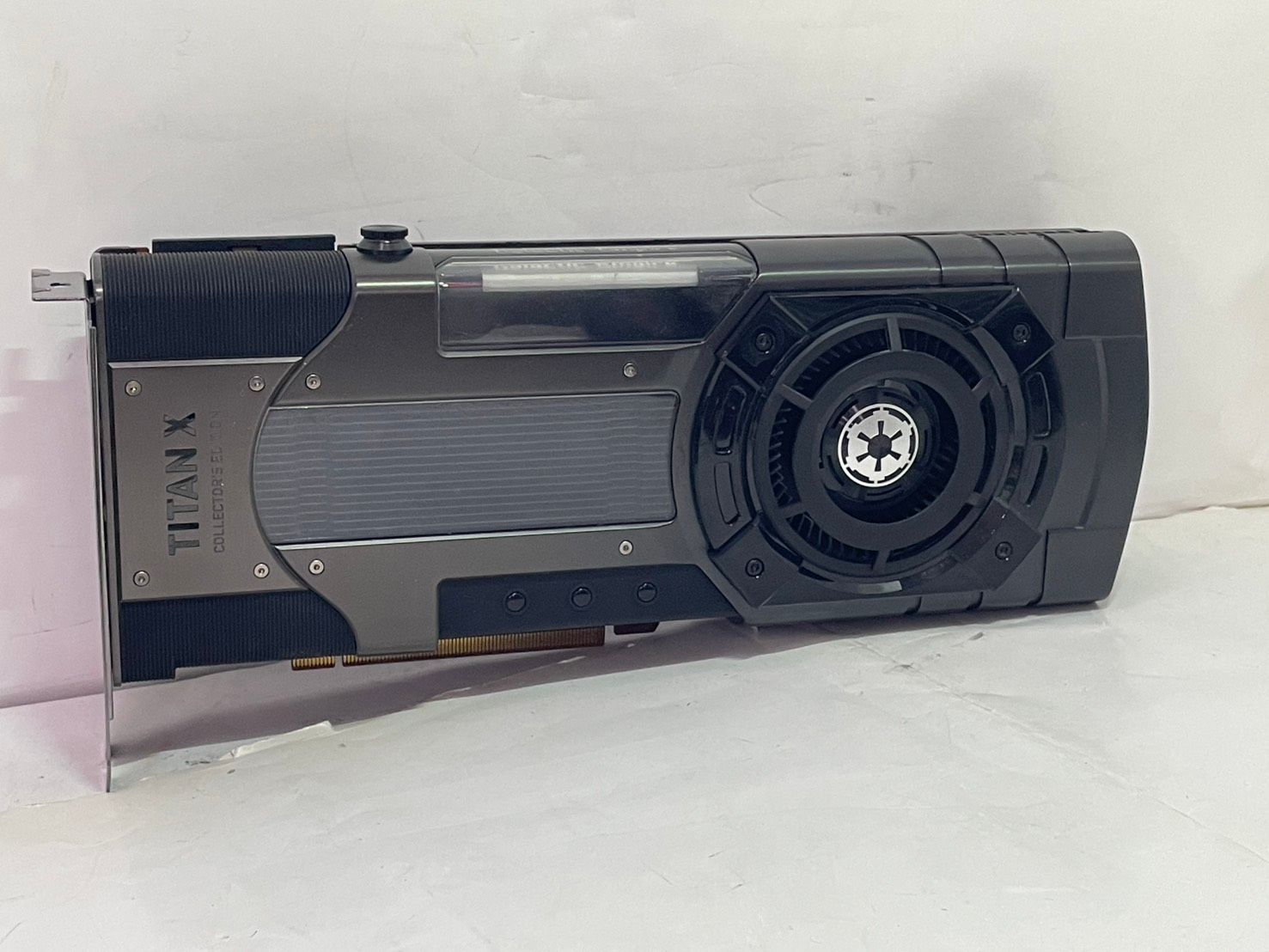 [中古PCパーツ] Titan Xp Star Wars Collector's Edition Galactic Empire [PCIExp 12GB]
