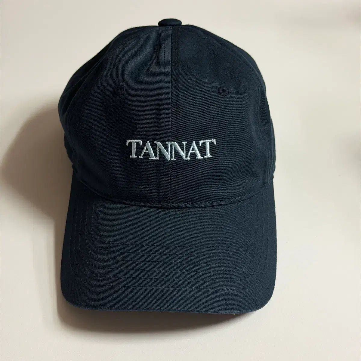 Tannat タナット シグネチャー ロゴ ベースボールキャップ ネイビー 帽子
