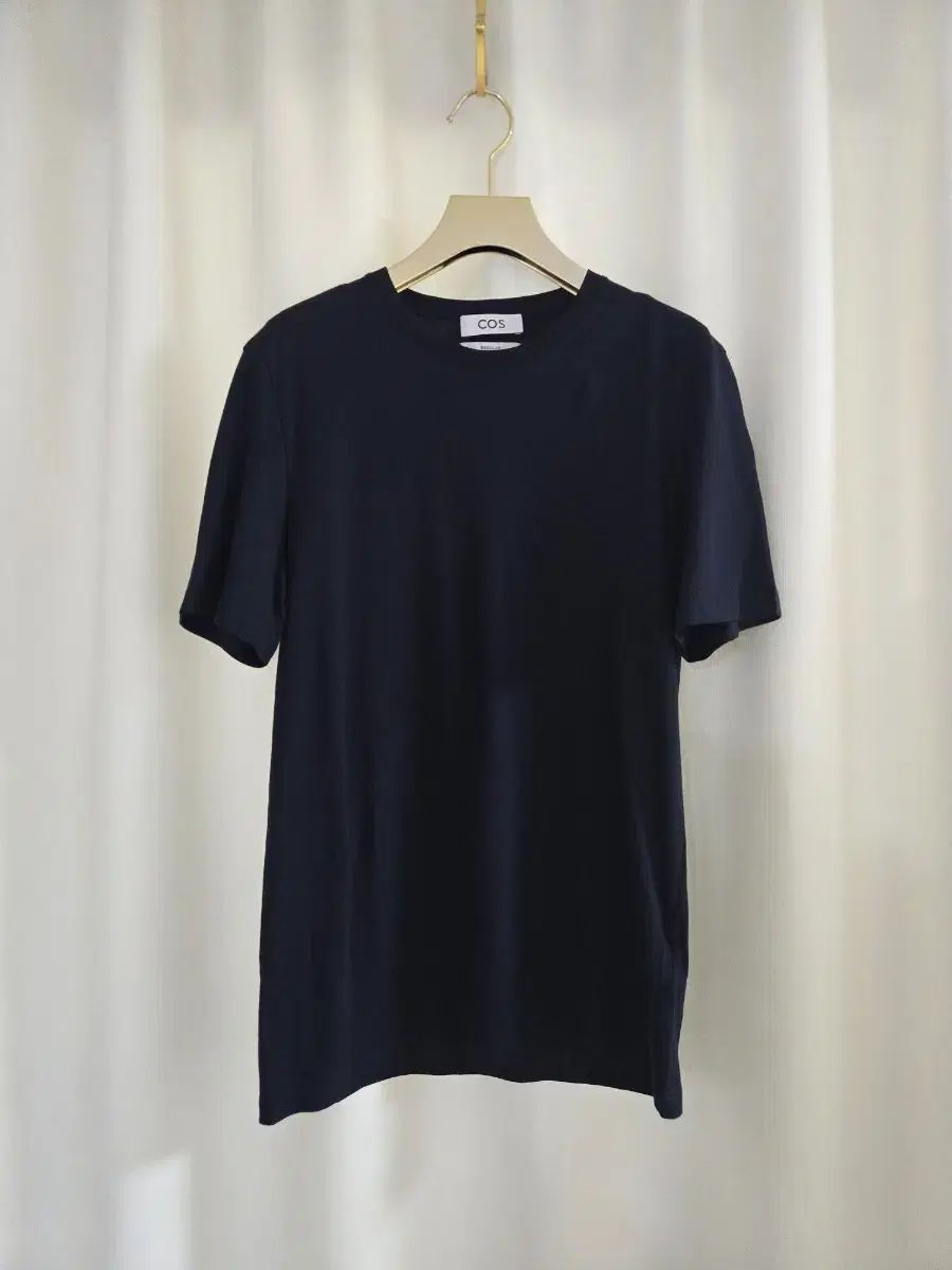 COS 半袖Tシャツ