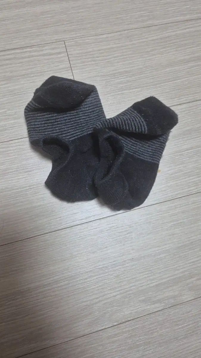 (中古) 黒色ストライプ足首靴下