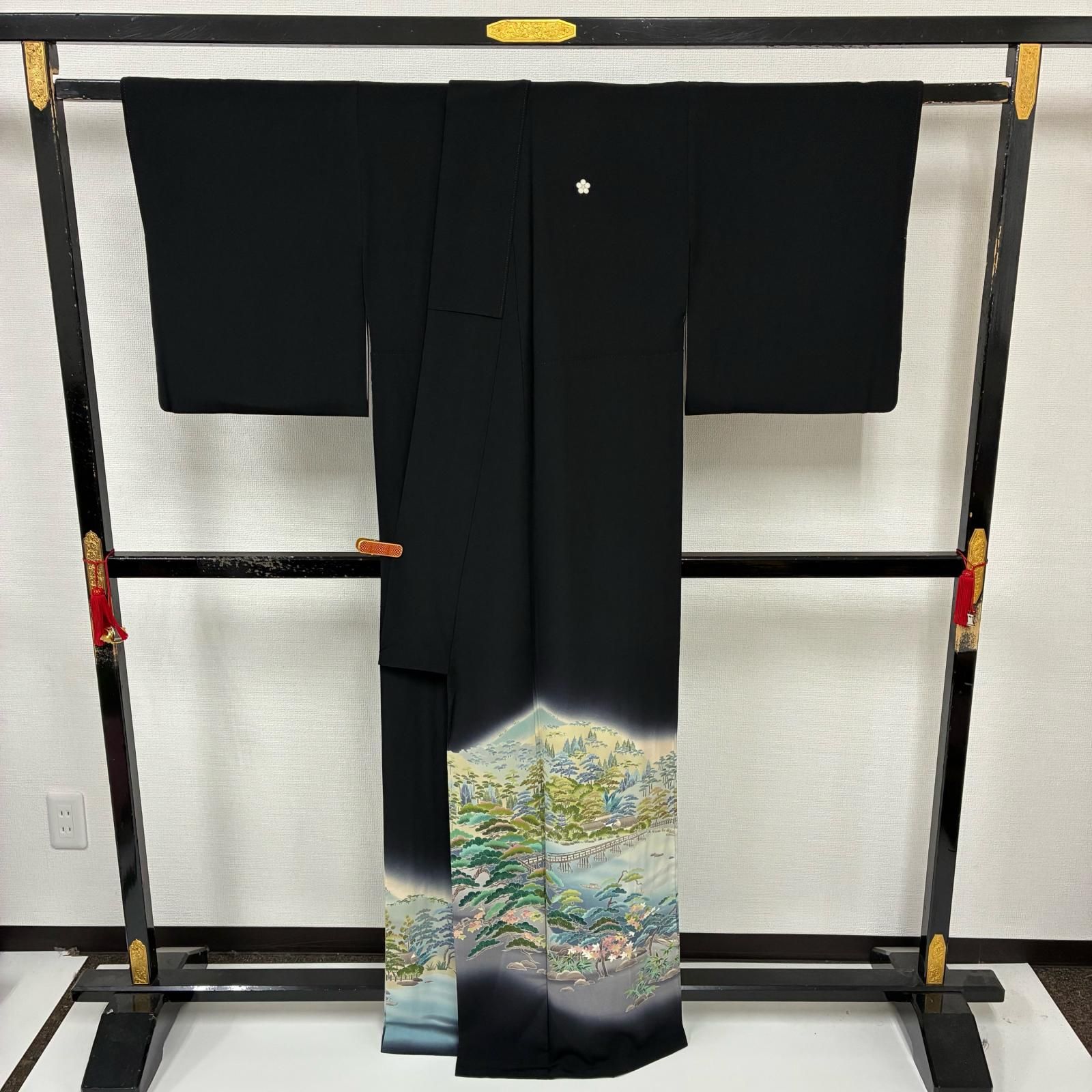 黒留袖 作家物 友禅 裄65.5 松 上品な染め 五つ紋 比翼 正絹 着物 MK