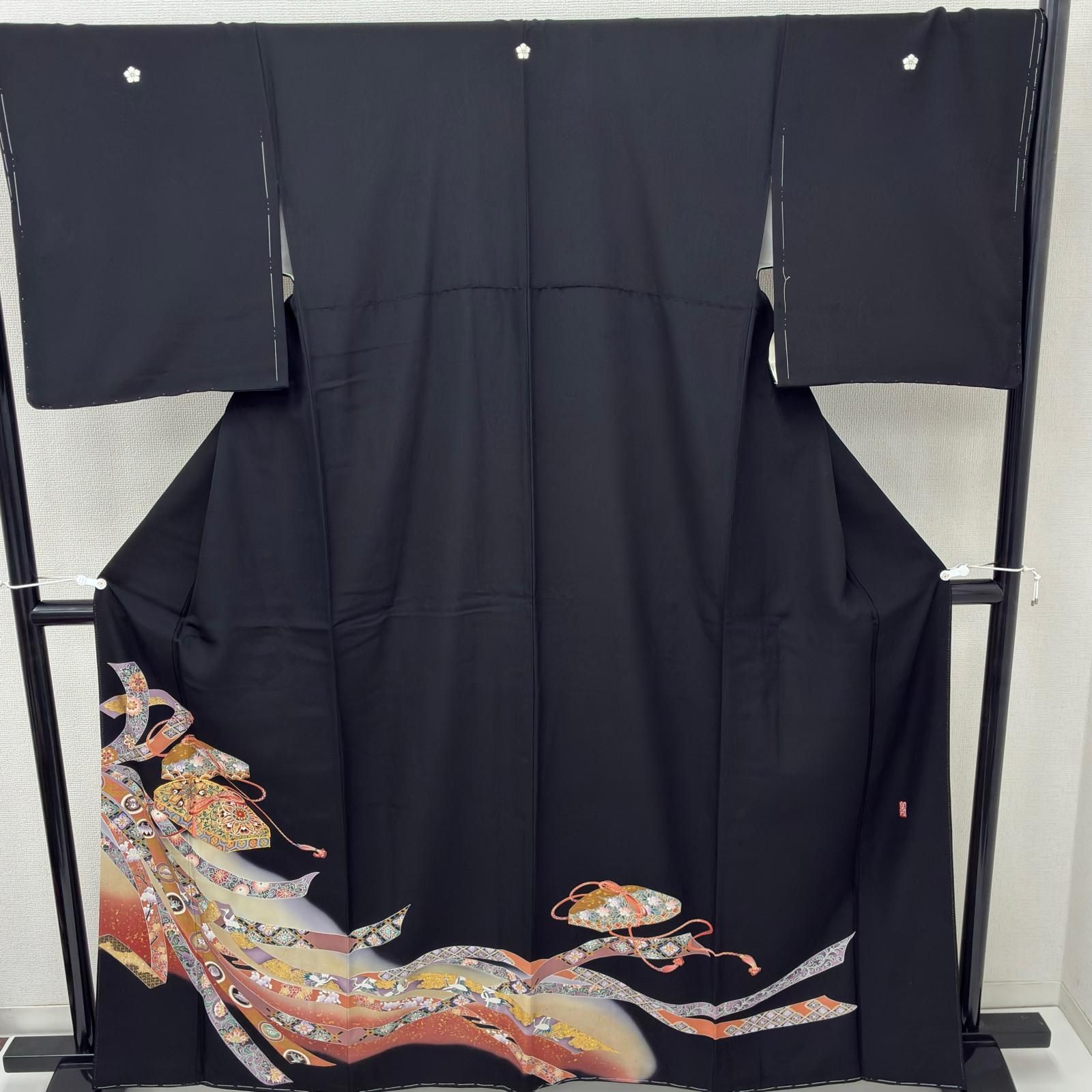 黒留袖 作家物 金駒刺繍 金彩 友禅 裄67 華紋 五つ紋 正絹 着物 MK