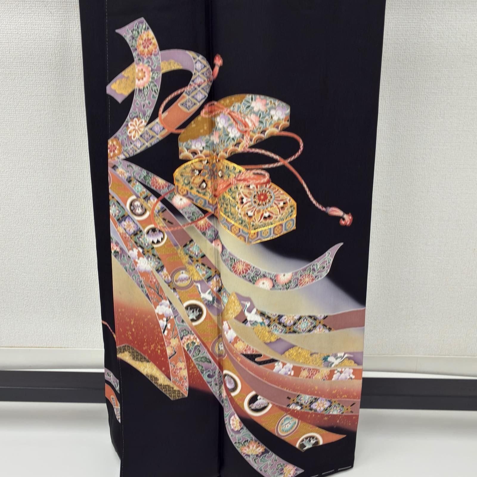 黒留袖 作家物 金駒刺繍 金彩 友禅 裄67 華紋 五つ紋 正絹 着物 MK
