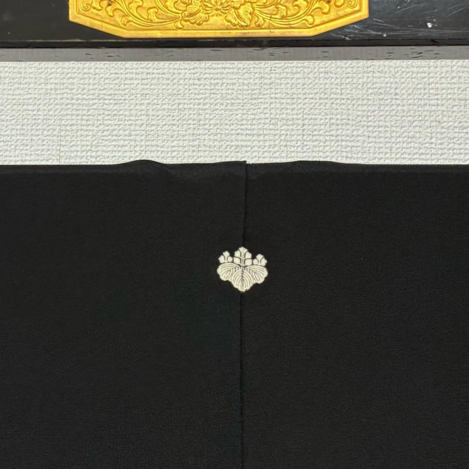 黒留袖 金駒刺繍 友禅 上品な染め 金彩 一つ紋 正絹 着物 MK-4461