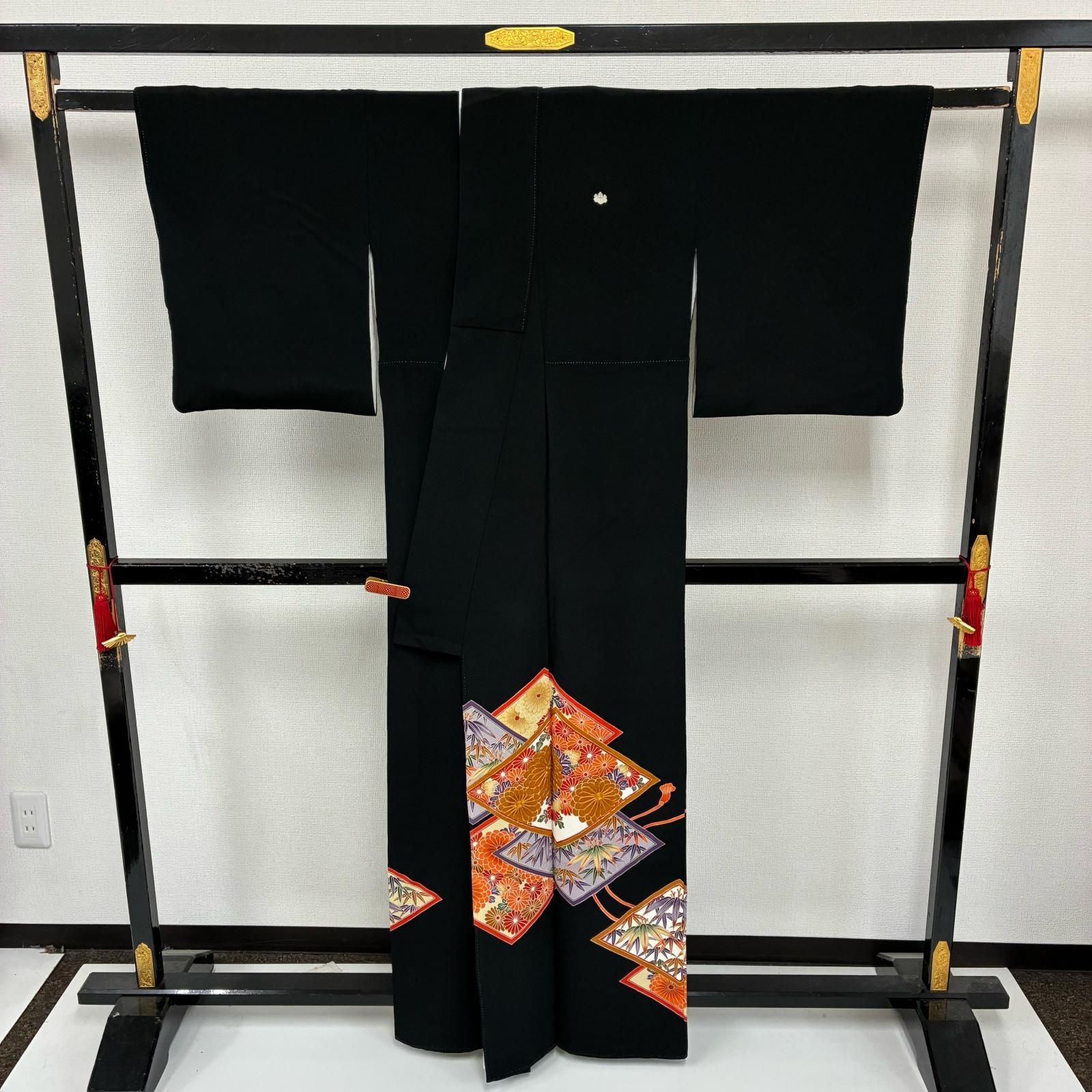 黒留袖 金駒刺繍 友禅 上品な染め 金彩 一つ紋 正絹 着物 MK-4461