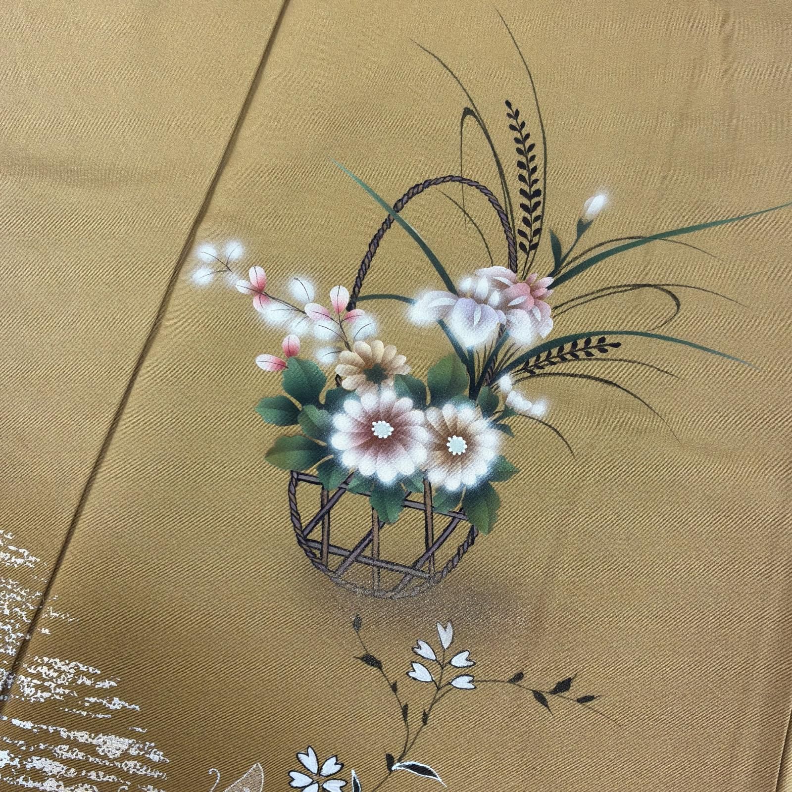 付け下げ 正絹 紋なし 金彩 美しい花草の染め 袷 着物 MK-7989 - メルカリ