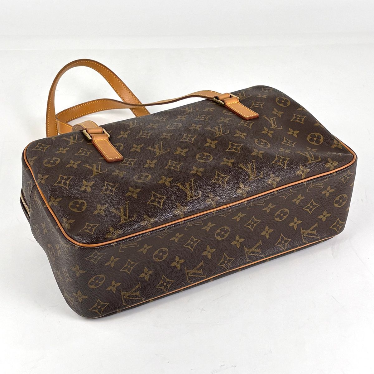 ルイ・ヴィトン Louis Vuitton シテGM 肩掛け ショルダーバッグ 