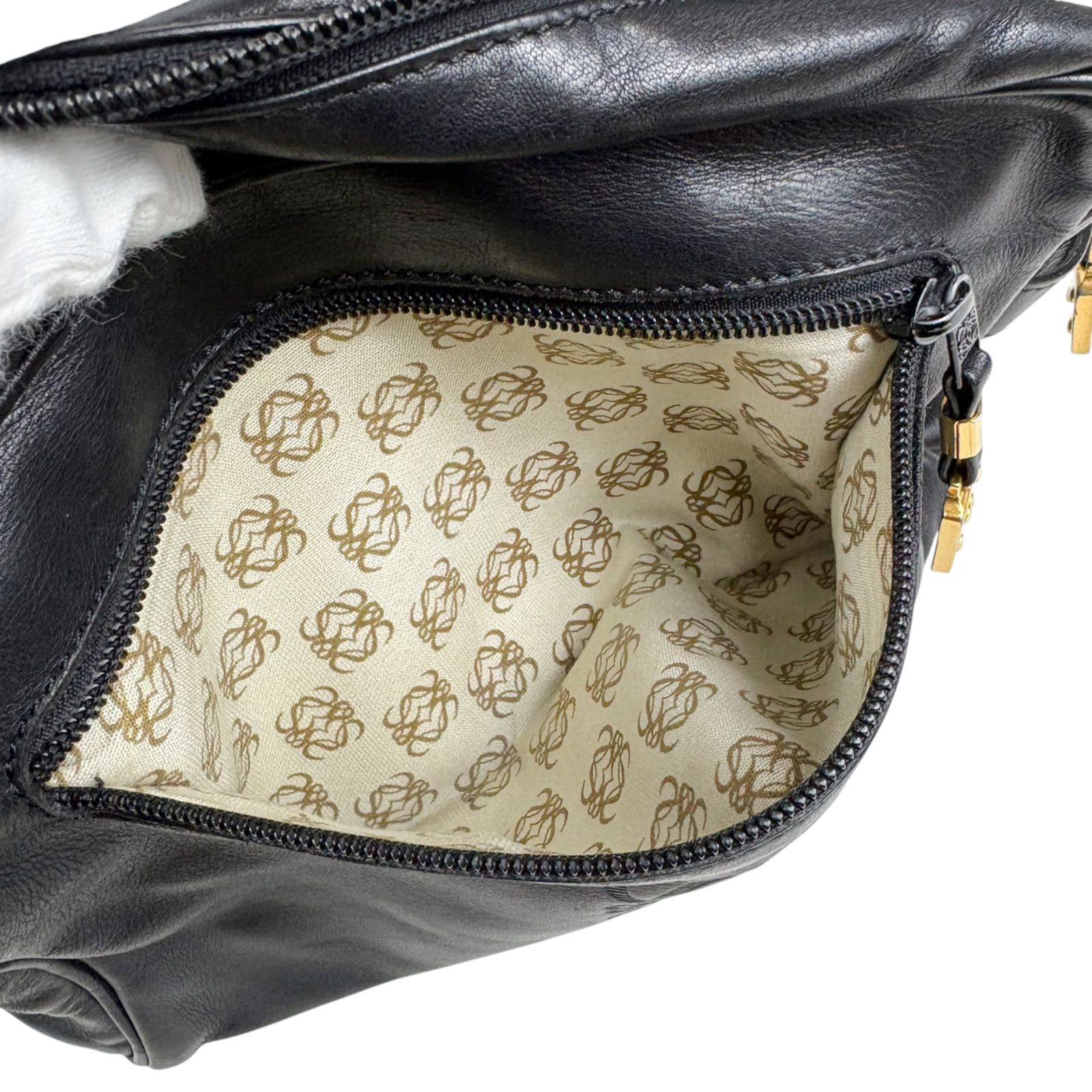 ロエベ LOEWE アナグラムロゴ クラッチバッグ セカンドバッグ マルチ