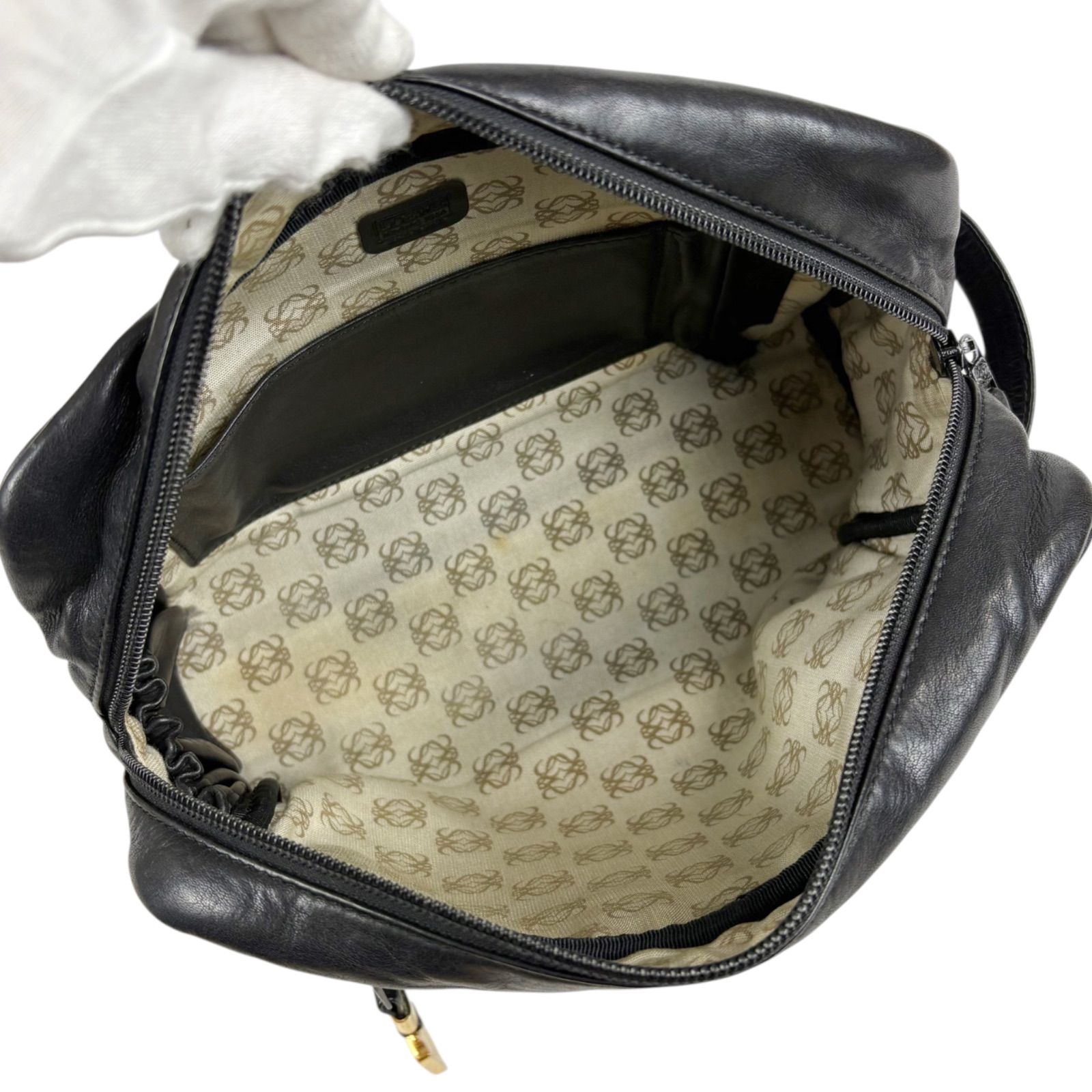 ロエベ LOEWE アナグラムロゴ クラッチバッグ セカンドバッグ マルチ 