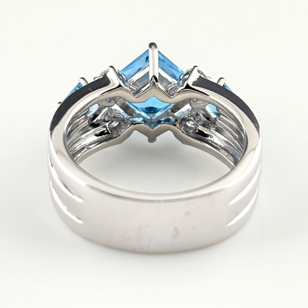 タサキ TASAKI ブルートパーズ リング WG ホワイトゴールド 指輪