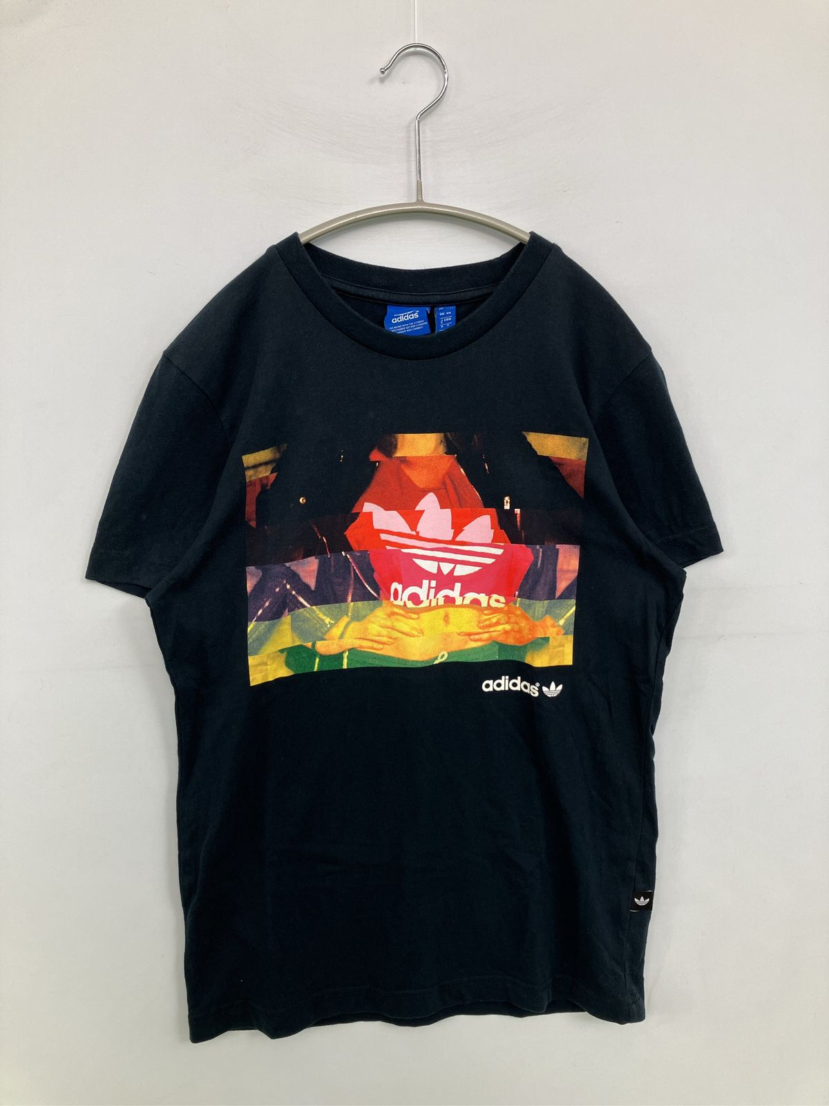adidas アディダス Tシャツ/カットソー J/S ブラック 前面プリント 