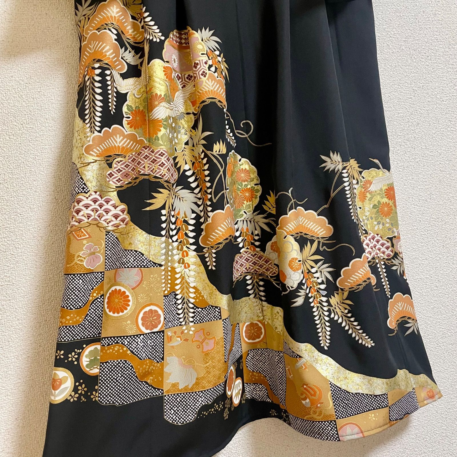 一点物 着物リメイク ロングワンピース ドレス 黒留袖 正絹 飛鶴花文 