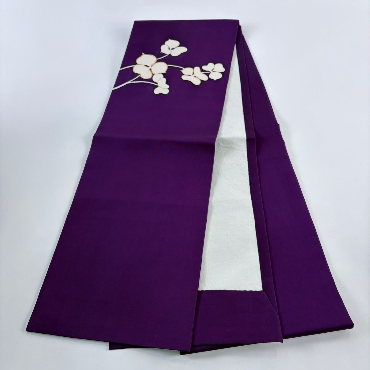 開き名古屋帯 秀品 花 金糸 金彩 紫 正絹 【中古】