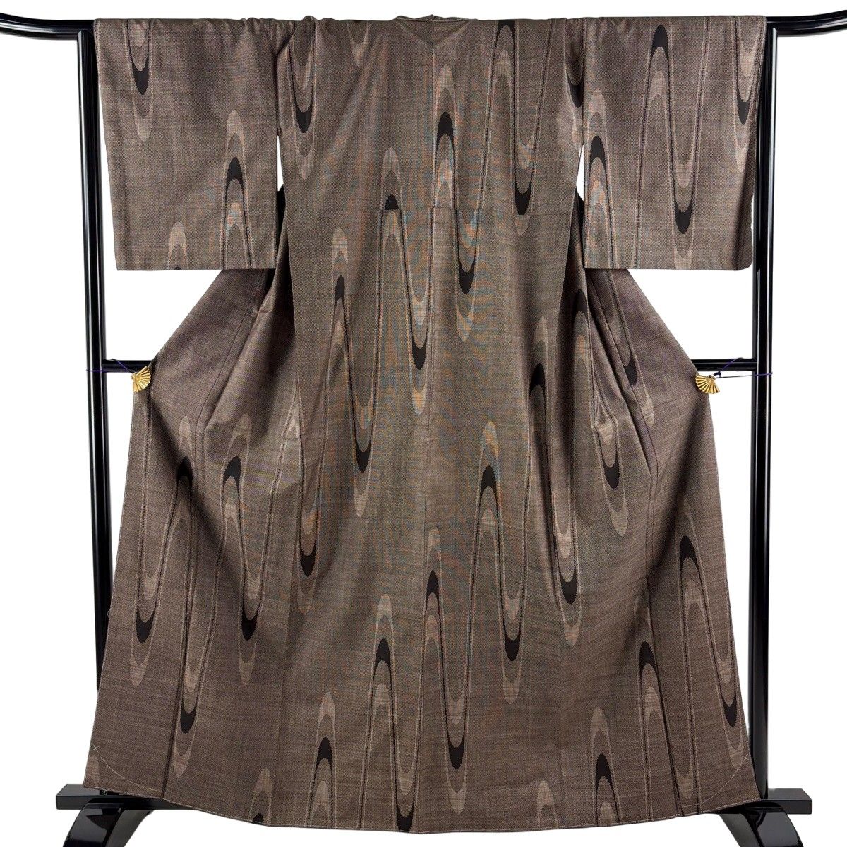 【美品】 大島紬 身丈162.5cm 裄丈67cm M 袷 証紙 幾何学 焦茶色 正絹 秀品 【中古】