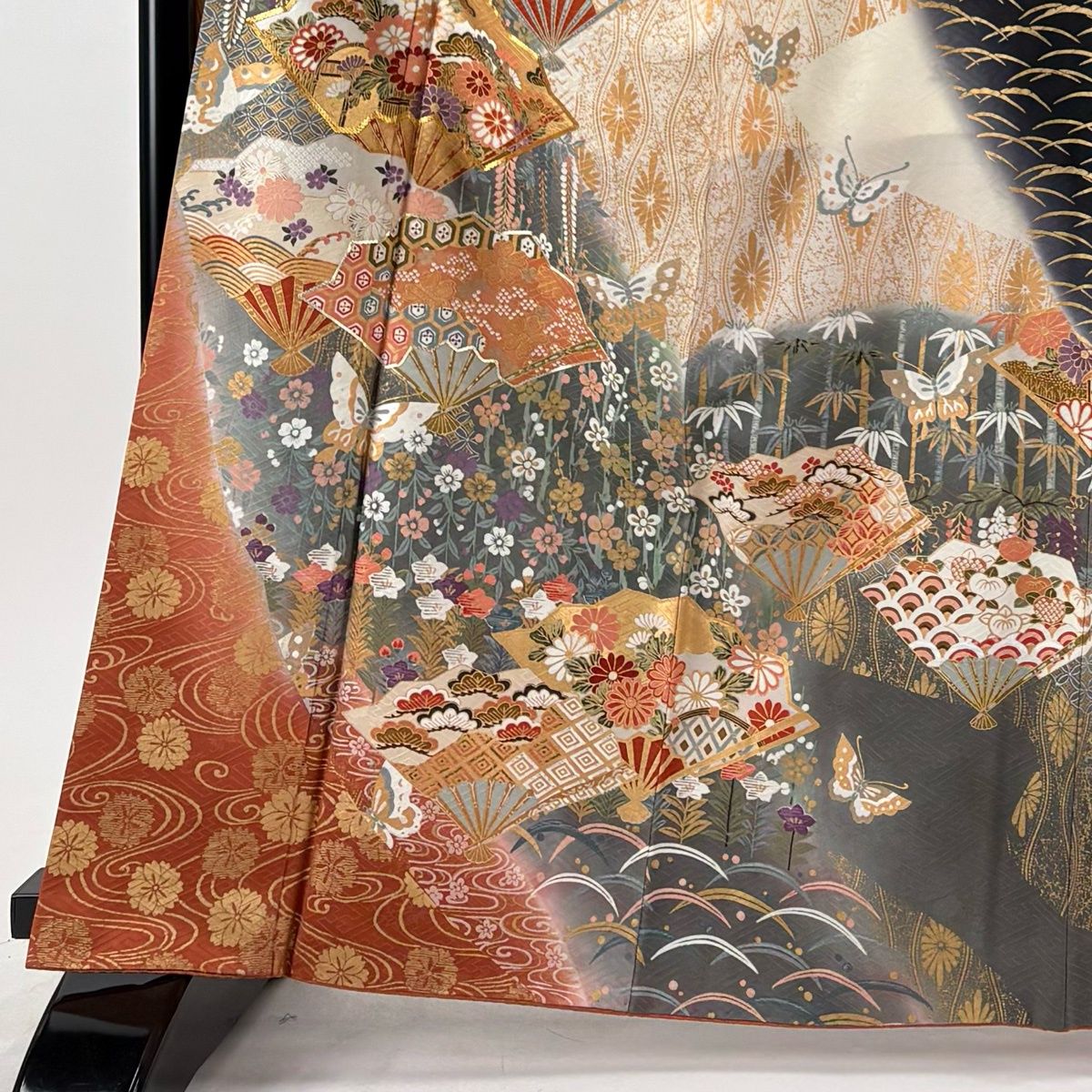 振袖 身丈163cm 裄丈64.5cm M 袷 扇 草花 金糸 金彩 クリーム 正絹 秀 