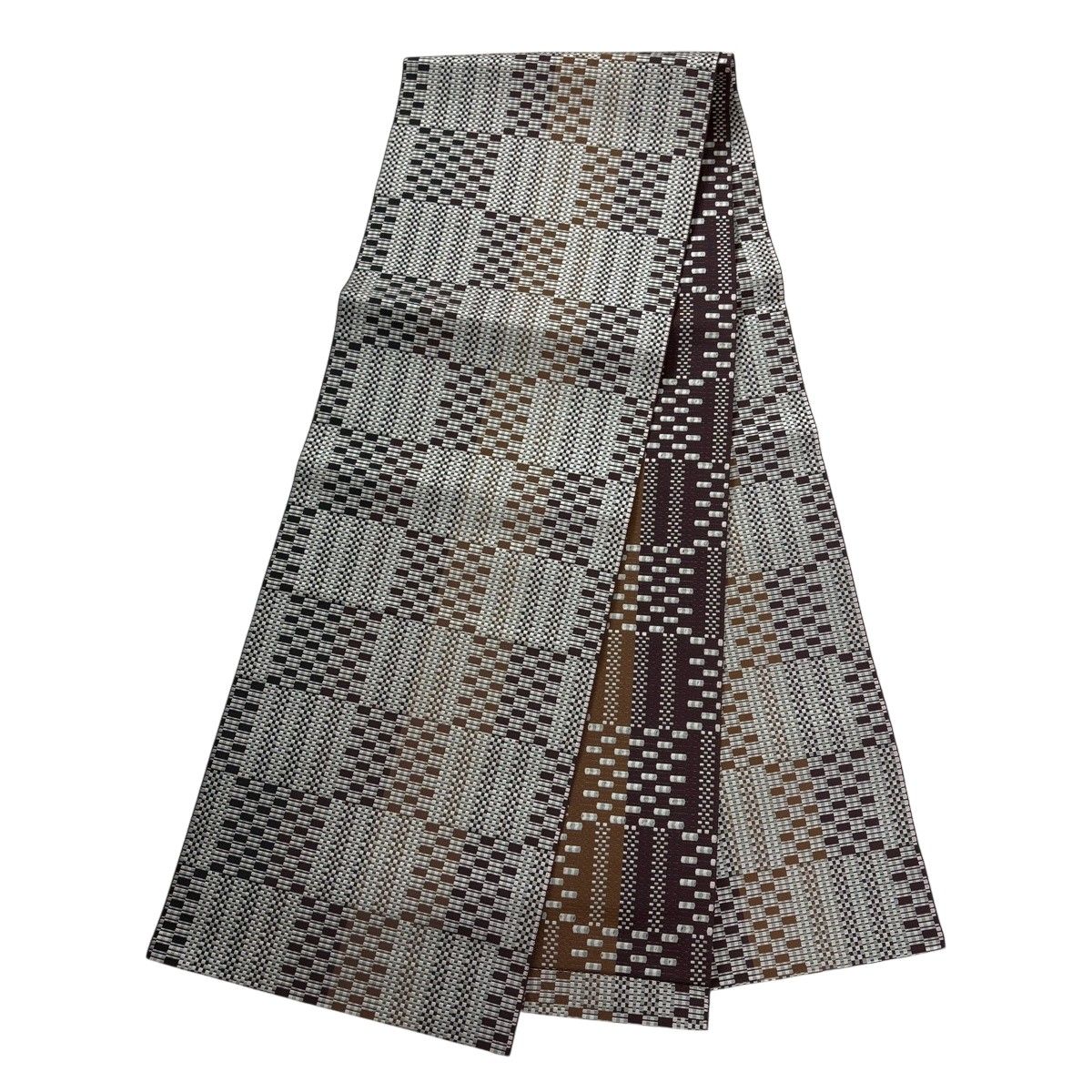 【美品】 紬 身丈159cm 裄丈67.5cm L 袷 名古屋帯セット 鈴乃屋 亀甲絣 縞 紺色 正絹 秀品 【中古】 【美品】 紬 身丈159cm 裄丈67.5cm L 袷 名古屋帯セット 鈴乃屋 亀甲絣 縞 紺色 正絹 秀品 【中古】