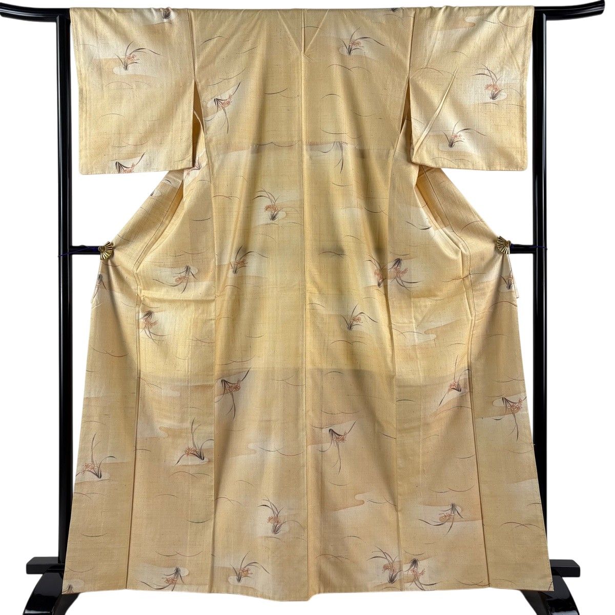 【美品】 小紋 身丈163.5cm 裄丈64cm M 袷 紬地 草花 霞 ベージュ 正絹 秀品 【中古】