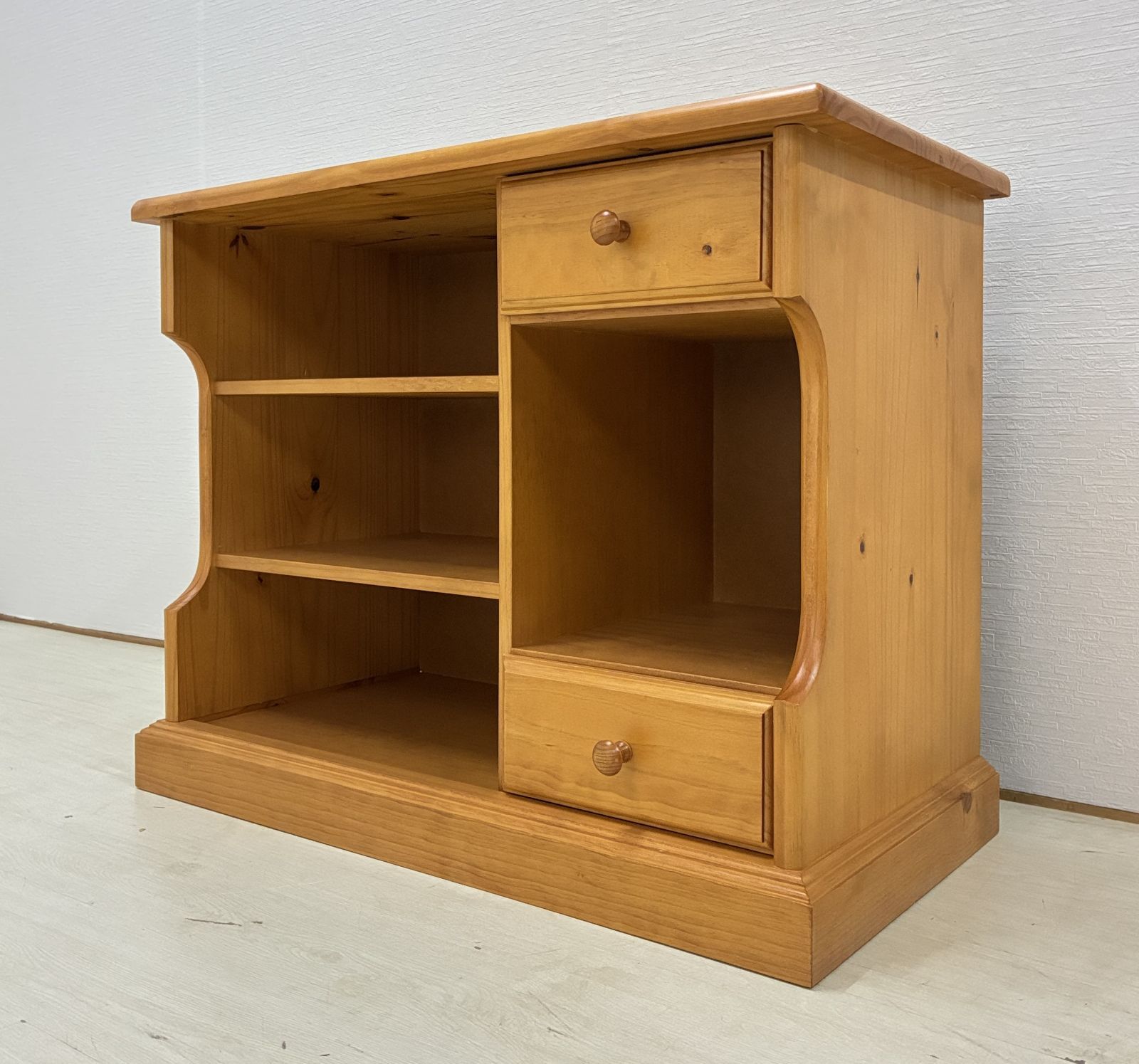 展示品　DANVES スペイン製 　キャビネット 棚　ラック　カントリー 展示品 DANVES スペイン製 キャビネット 棚 ラック カントリー - メルカリ
