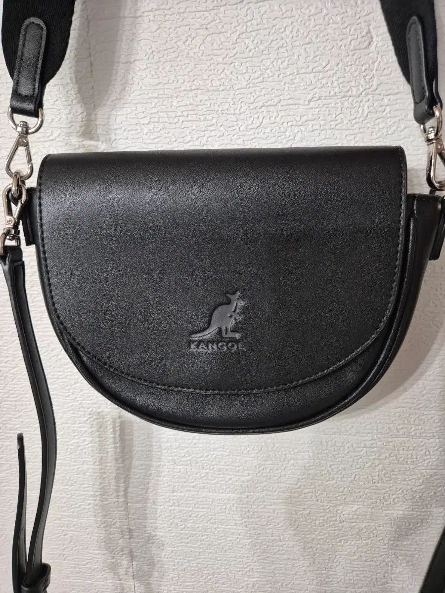 カンゴール ブラック サドルバッグ クロスバッグ