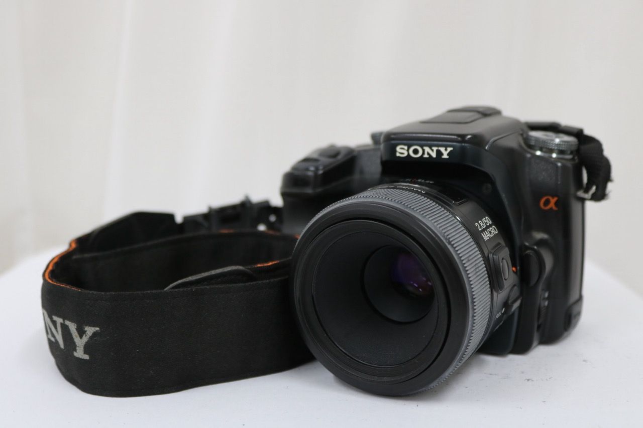 【返品保証】 ソニー Sony α100 50mm F2.8 MACRO デジタル一眼 e12199