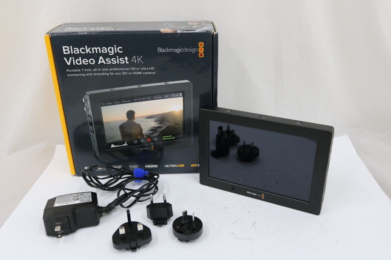 【返品保証】 Blackmagic Video Assist 4K ポータブル7inch ビデオアシスト e12318