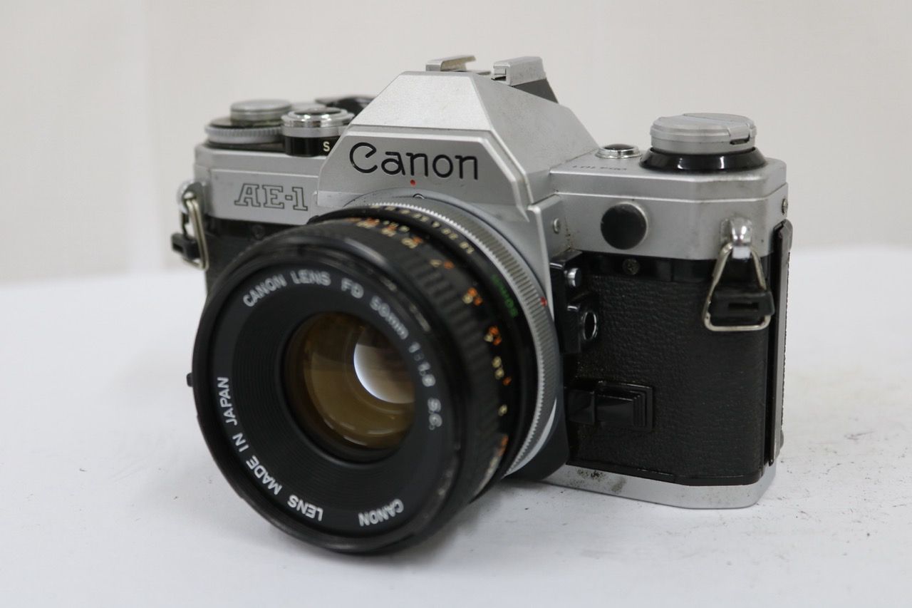 【返品保証】 キャノン Canon AE-1 FD 50mm F1.8 S.C. ボディレンズセット e12336
