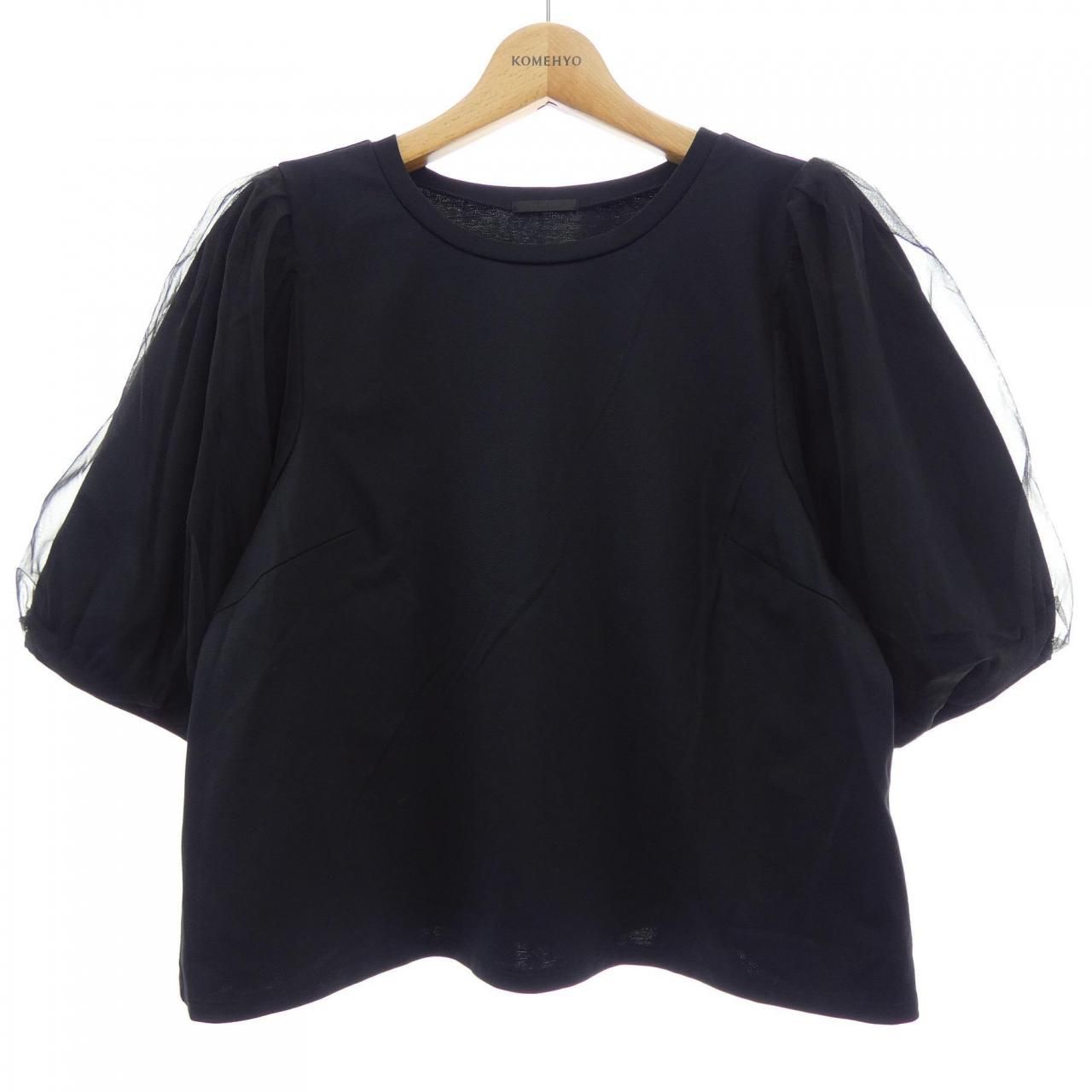 トゥービーシック TO BE CHIC Tシャツ