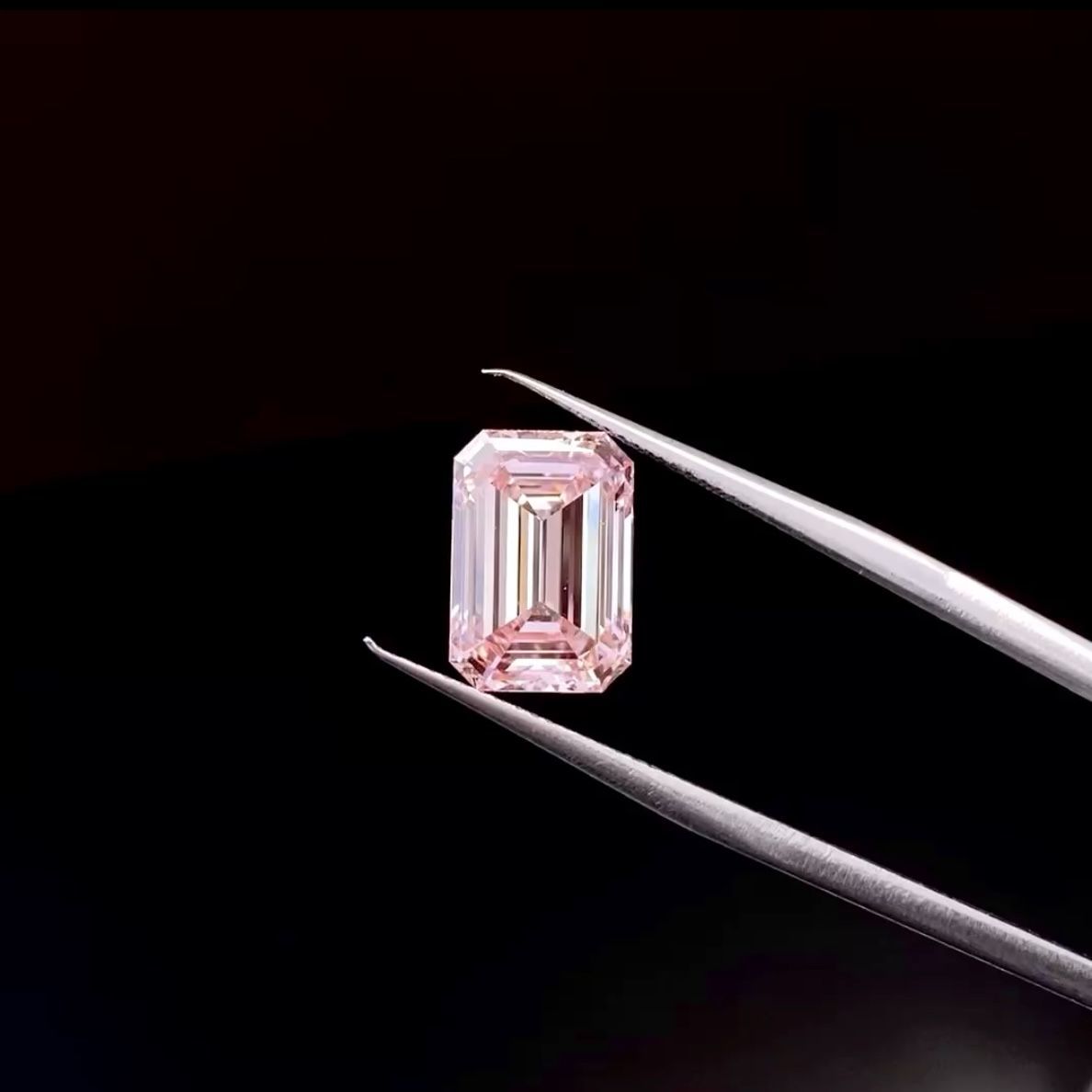 売り切り今だけこの価格IGI認定機関ラボグロウンピンクダイヤモンド ルース 4.04ct VVS2 Fancy Pink ラボグロウンダイヤモンド ルース ラボダイヤ