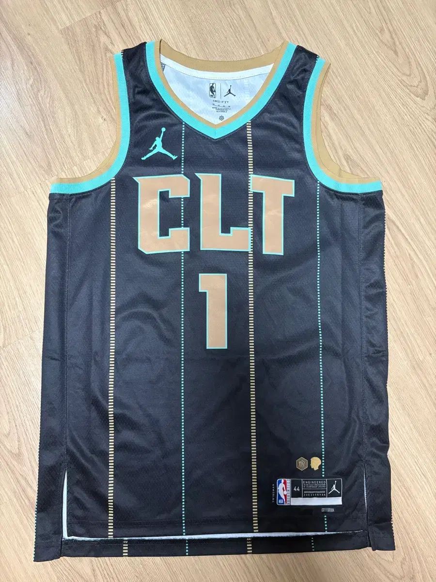 NBA シャーロット・ホーネッツ ラメロ・ボール シティ EDITION ジャージ M