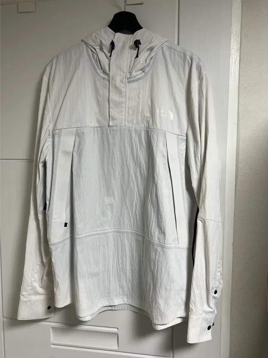 THE NORTH FACE ザノースフェイス 白 Anorak（アノラック） ウィンドブレーカー