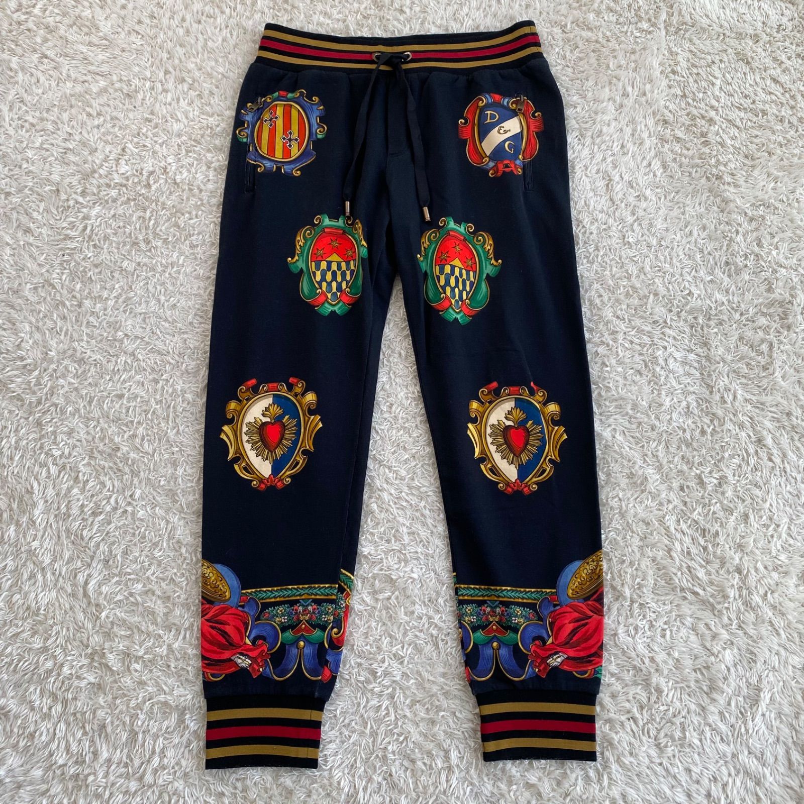 希少デザイン！DOLCE&GABBANA　ドルチェアンドガッパーナ　ドルガバ　ジョガーパンツ　スウェットパンツ　総柄　ブラック　サイズ52