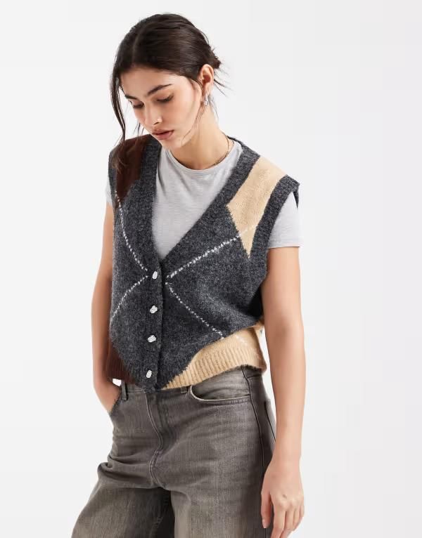 オブジェクト レディース トップス ベスト Vネック プリント セーター ニット Object vneck button front knit sweater vest ineutral argyle plaid print Dark Gray Neutral