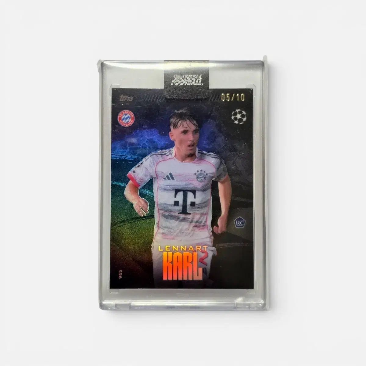 TOPPS クロム ルーキー FCバイエルン・ミュンヘン レナールト・カール 10枚限定