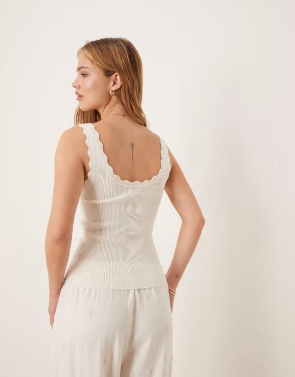 ジェイディーワイ レディース トップス ベスト ニット JDY scallop edge knitank top WHITE ホワイト ジェイディーワイ レディース トップス ベスト ニット JDY scallop edge knitank top WHITE ホワイト