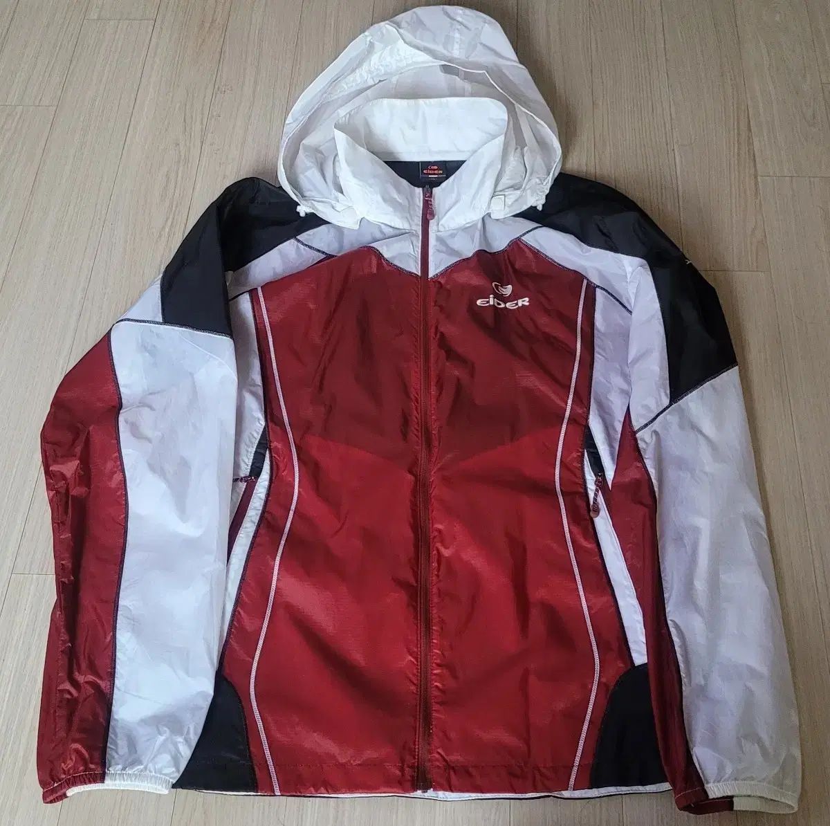 110 EIDER ウィンドブレーカー ジャケット の商品写真