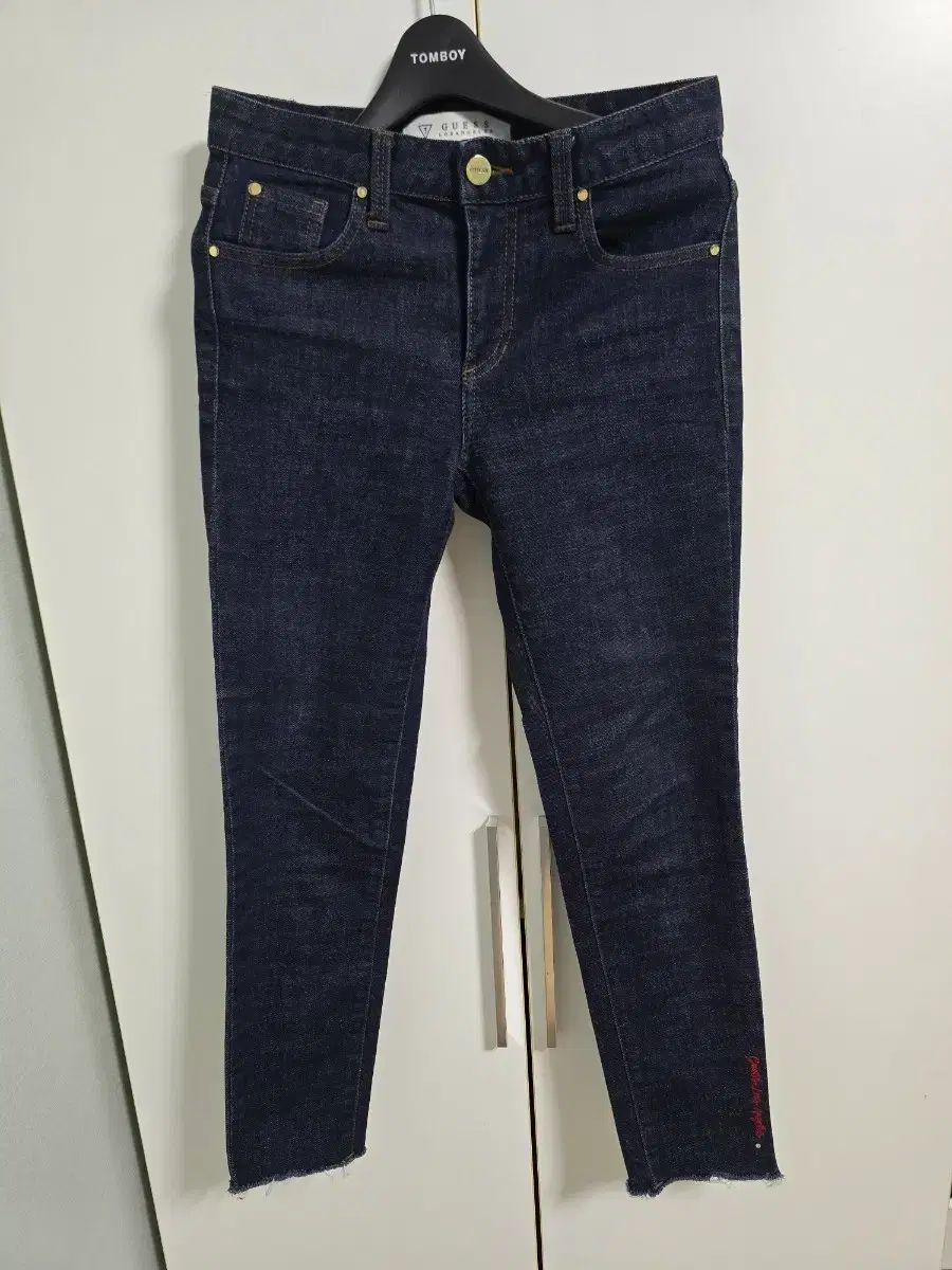 GUESS デニム ズボン 61 (25) 4枚 まとめ