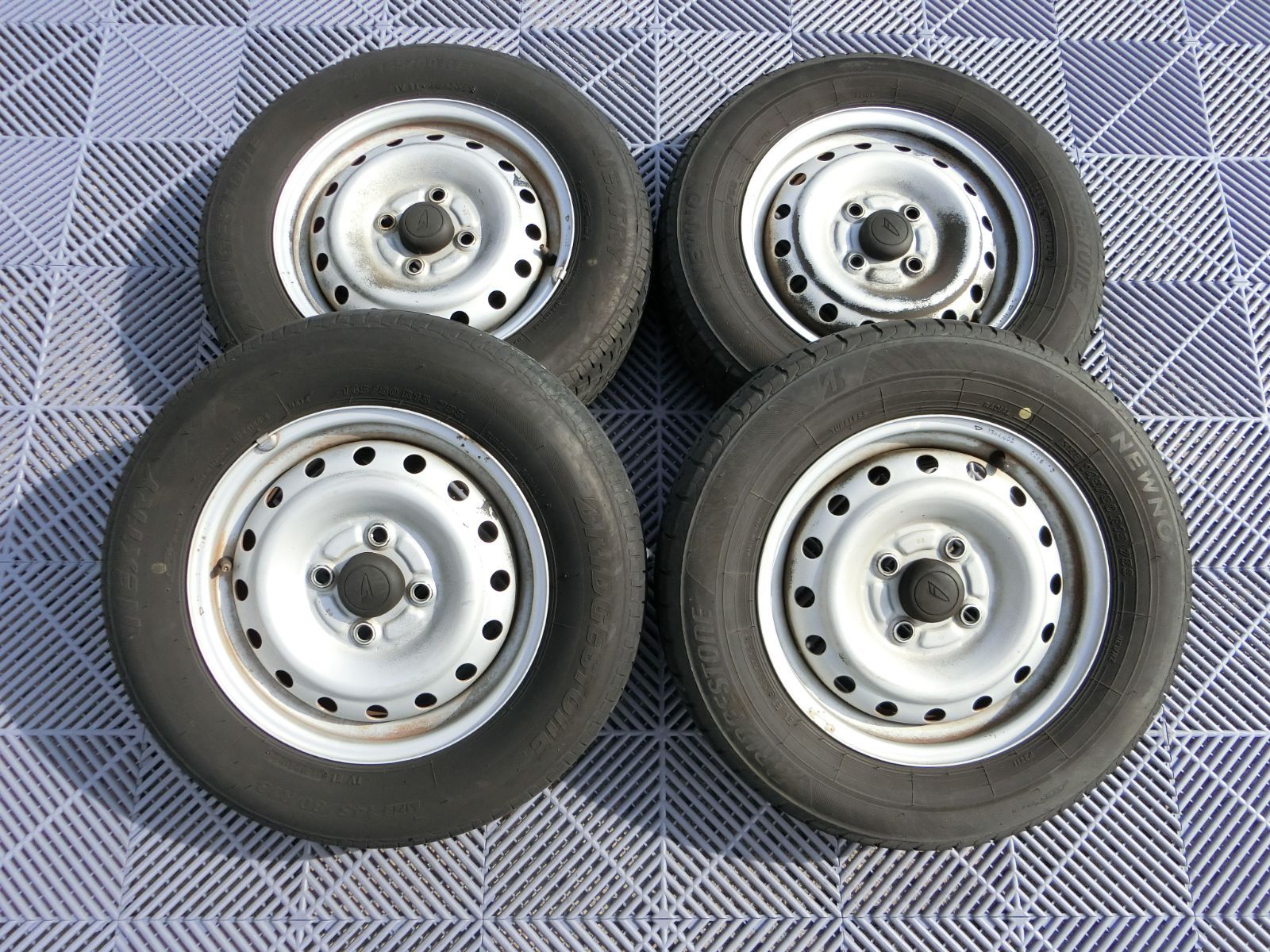 [1001] 送料無料 13インチ スチールホイール 13×4.0B PCD100 ハブ径 約54mm 4穴 4本セット 145/80R13 ダイハツ ミラ