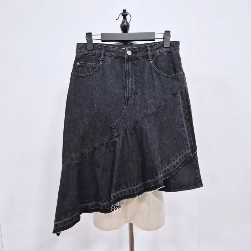 SJYP アシンメトリー ブラックデニム スカート