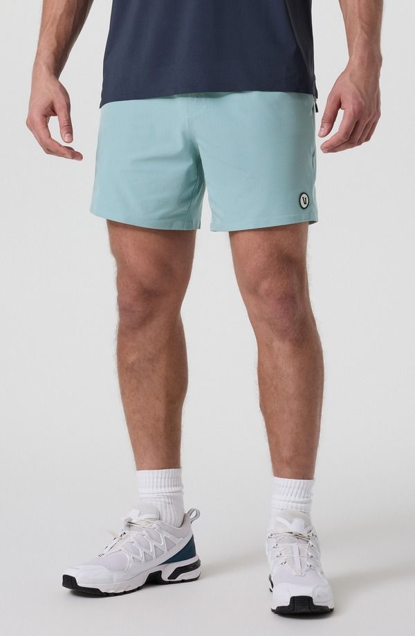 ビュオーリ メンズ 水着 ハーフパンツ・ショーツ ショートパンツ Vuori Maverick Shortsea Spray