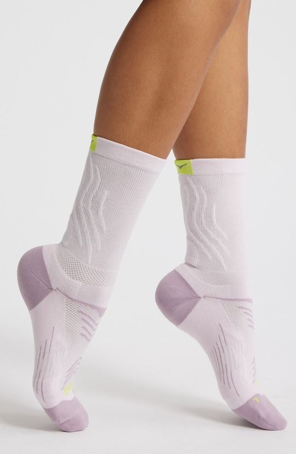 ホカオネオネ レディース アンダーウェア 靴下 HOKA Bondi Run Crew Socks Lilacream クリーム