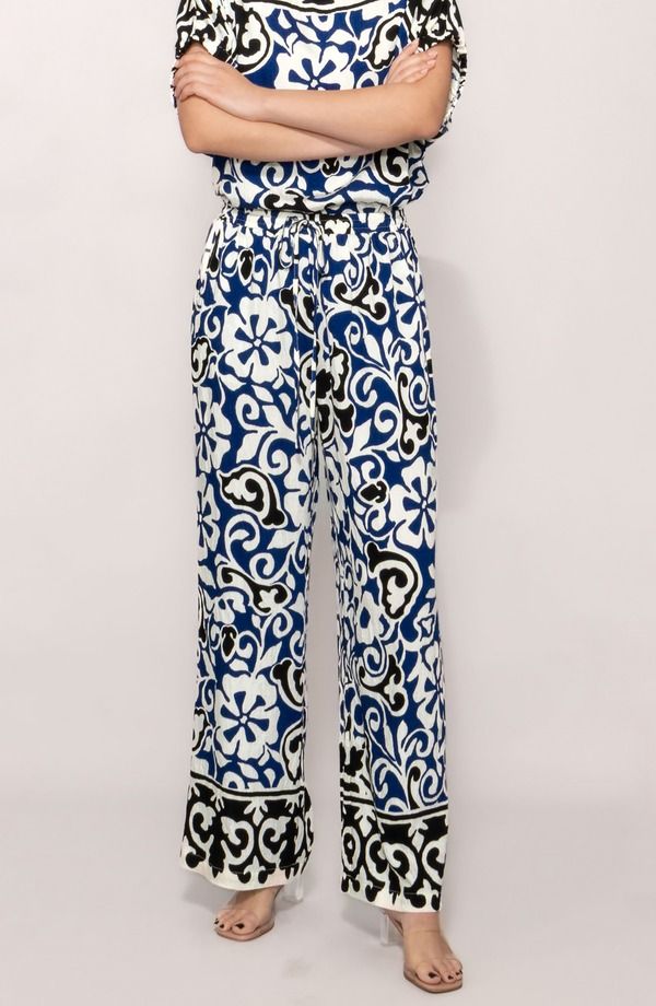 メロデイ レディース ボトムス レギンス フラワー柄 プリント パンツ アンクル フラワー MELLODAY Floral Print Ankle Pants Blue Black Multi ブラック