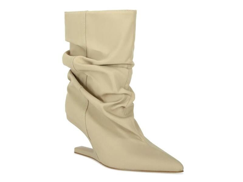 アザレア ワン レディース シューズ ブーツ・レインブーツ Azalea WangSerona Wedge Bootie Beige Khaki カーキ の商品写真