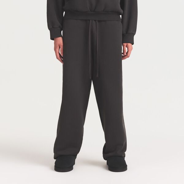 スキムズ メンズ ボトムス カジュアルパンツ ストレート フリース SKIMS Mens Heavyweight Fleece Straight Leg Pants Washed Onyx