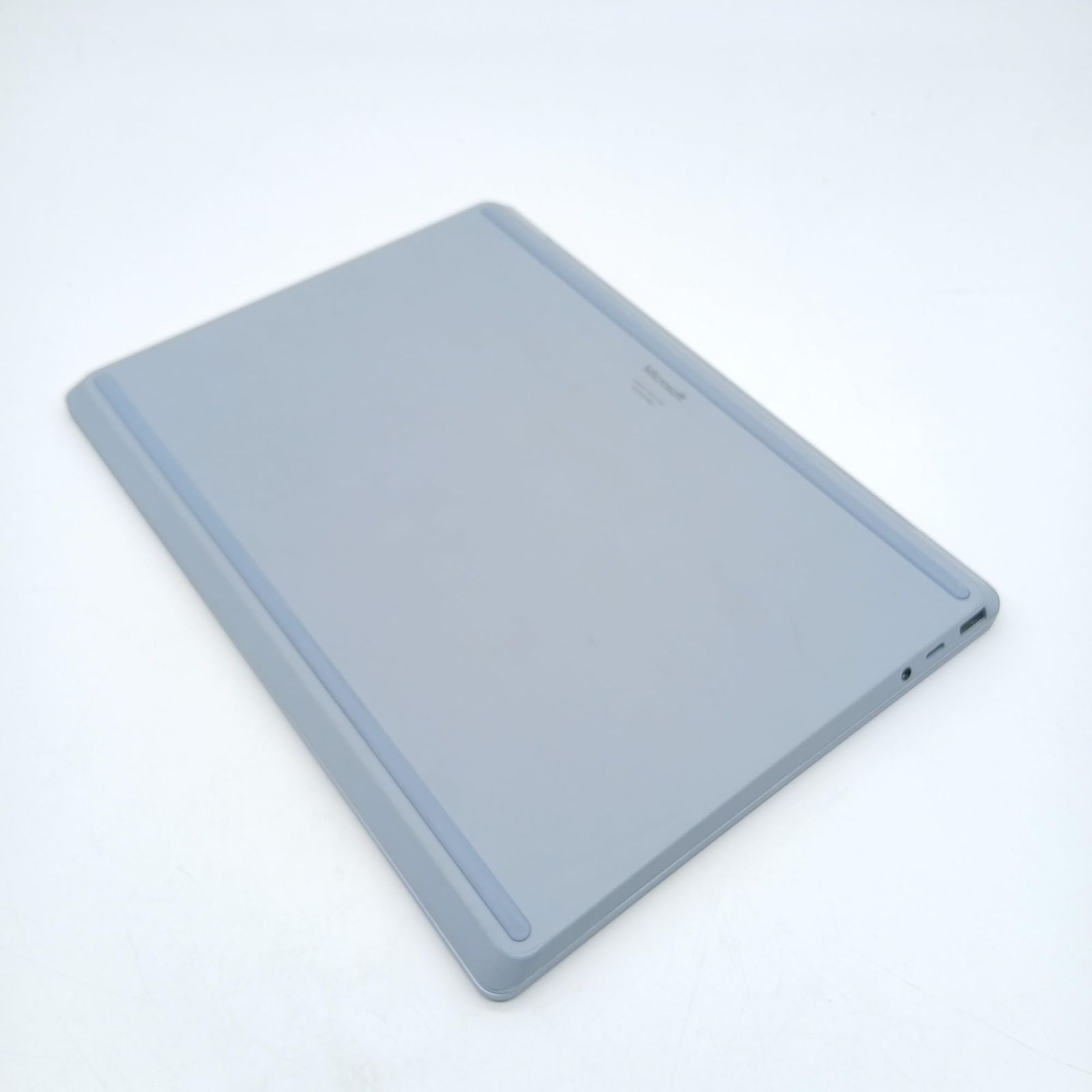 No.5833 マイクロソフト Surface Laptop Go 12.4インチ Office H&B 2019 搭載/第 10 世代インテル® Core™ i5-1035G1 / 8GB /128GB / アイス ブルー THH-00034 No.5833 マイクロソフト Surface Laptop Go 12.4インチ Office H&B 2019 搭載/第 10 世代インテル® Core™ i5-1035G1 / 8GB /128GB / アイス ブルー THH-00034