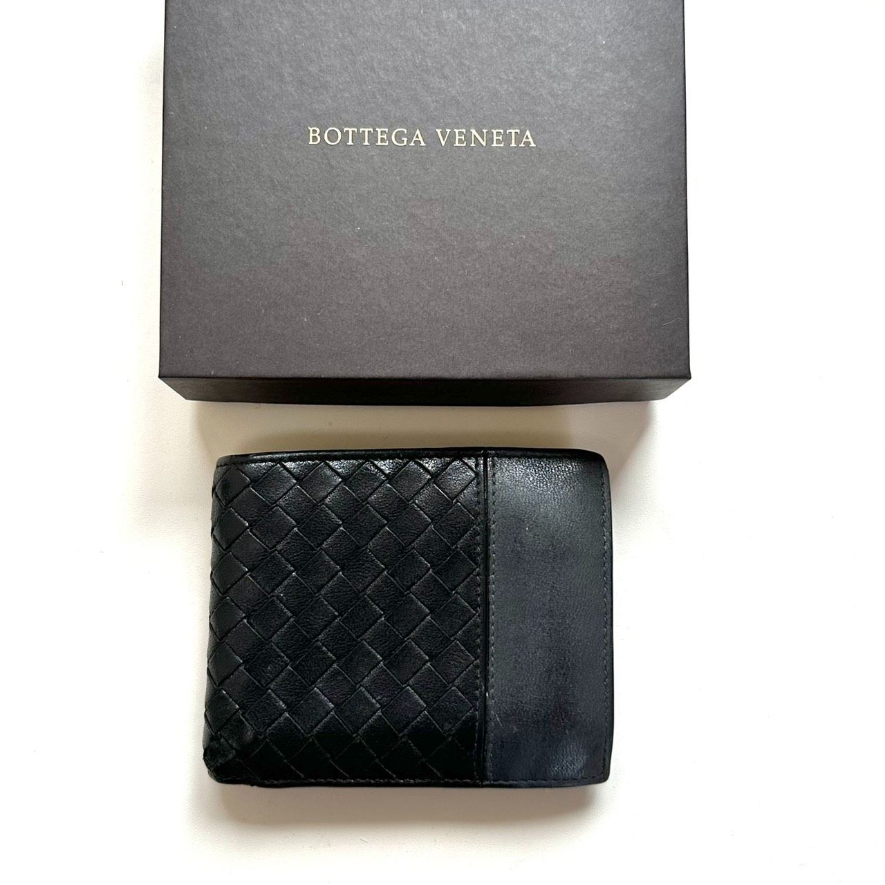 ボッテガヴェネタ　BOTTEGA VENETA 二つ折り財布　イントレチャート　ブラック