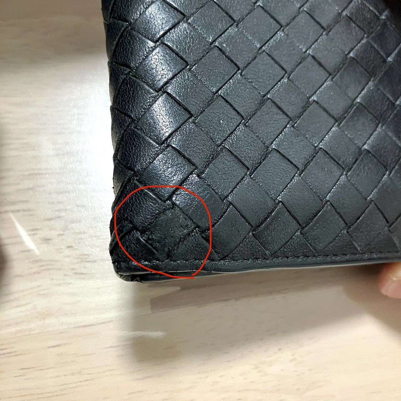 ボッテガヴェネタ BOTTEGA VENETA 二つ折り財布 イントレチャート ブラック ボッテガヴェネタ BOTTEGA VENETA 二つ折り財布 イントレチャート ブラック